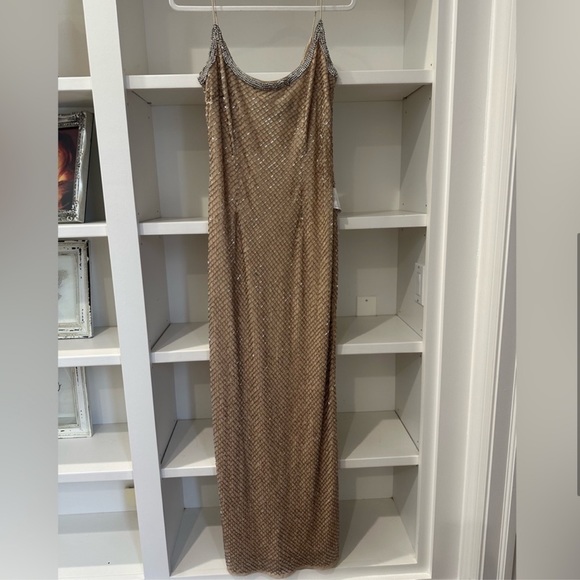 MAC DUGGAL, BEADED SPAGHETTI STRAP COLUMN Gold GOWN - Picture 3 of 7